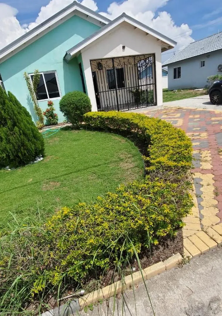 Finest Accommodation 75 Blossom, The Orchards Innswood St Catherine Spanish Town 0*,  Jamaica